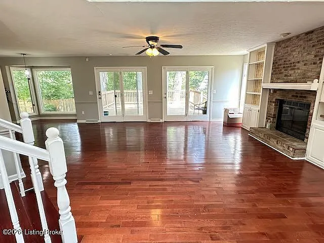 3 bed, 3.5 bath, 2561 sqft, $2,995 — Photo 1