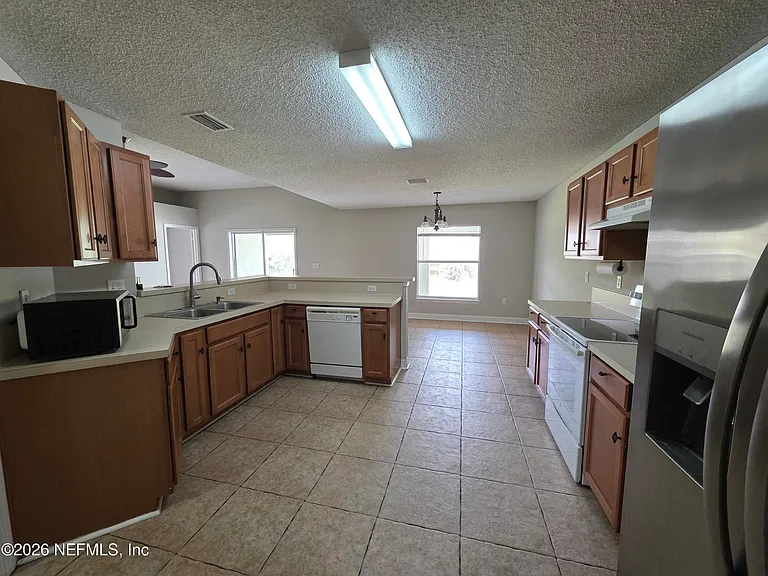 3751 Longleaf Forest Ln — Photo 3