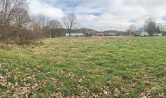 4th image of 170 Riverview Dr