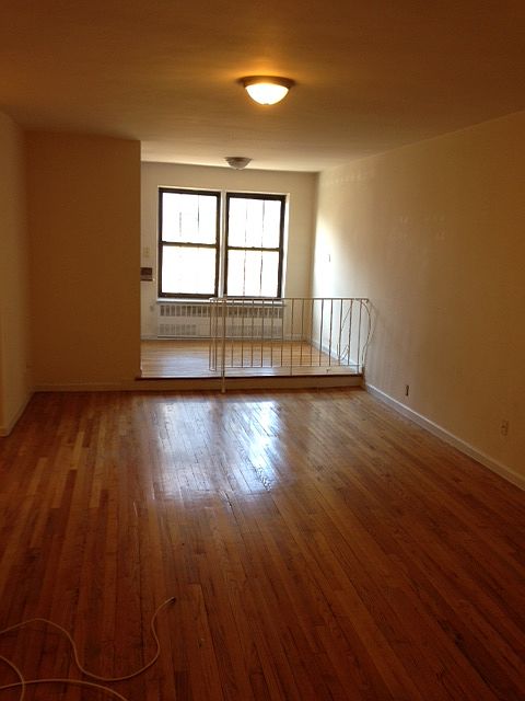 1st image of 125 Christopher St APT 4F
