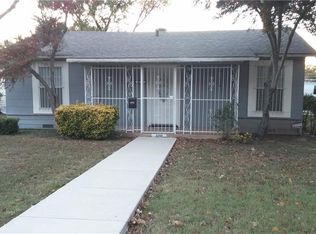 2700 Stark St, Fort Worth, TX 76112