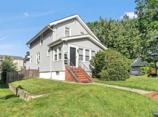 304 Midland Ave, River Edge, NJ 07661