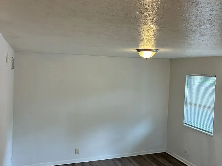 4115 Pinecroft Dr — Photo 7