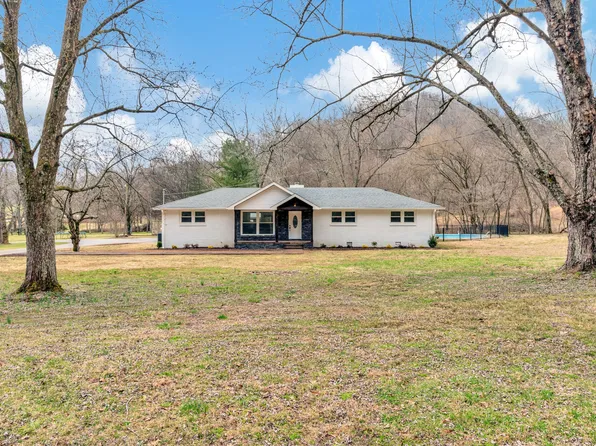 2376 Baker Rd, Goodlettsville, TN 37072