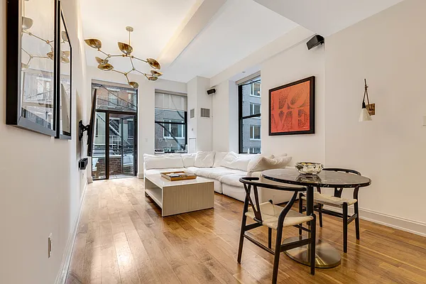 Rented by Compass | media 11