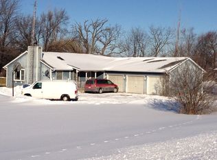 31127 Madison St, Genoa, IL 60135