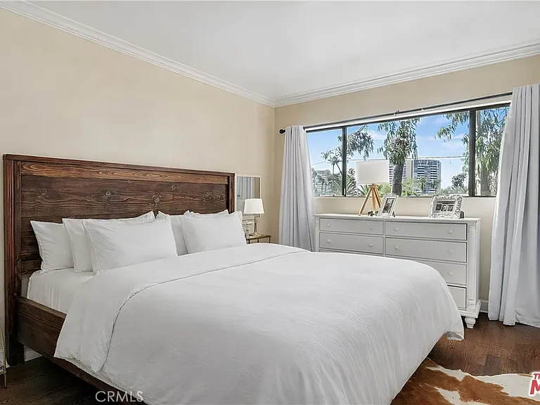 2500 Abbot Kinney Blvd #3 — Photo 10