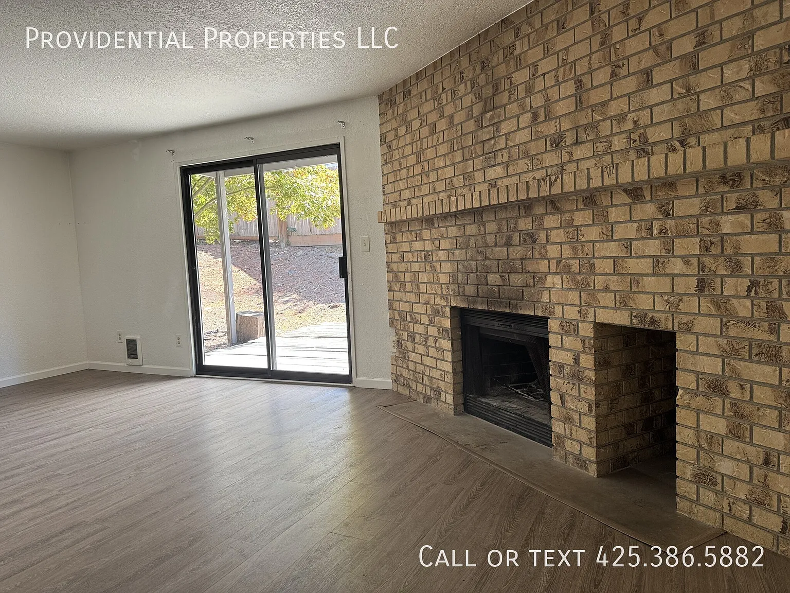 2 bed, 1000 sqft, $1,700 — Photo 2