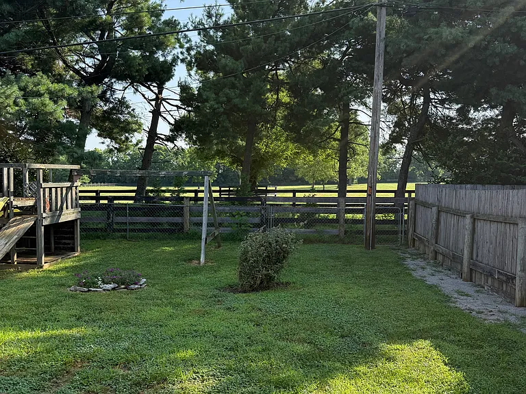623 Pocahontas Trl — Photo 6