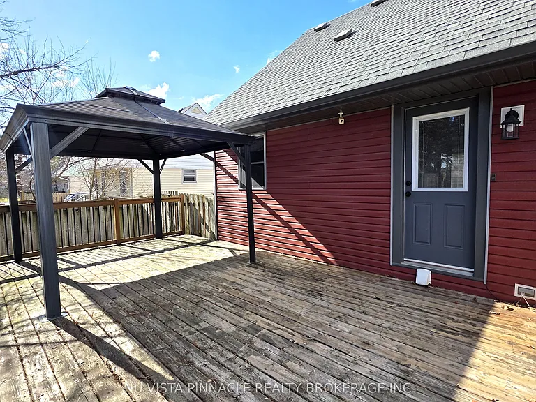 1243 Landor St — Photo 38