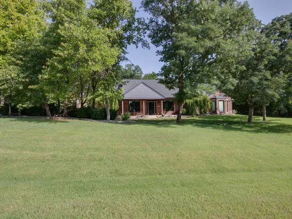 1761 Deerwood Trl, Edmond, OK 73034
