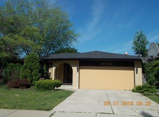 18562 May St, Homewood, IL 60430