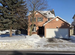 35 Cowan Blvd, Cambridge, ON N1T 1E6