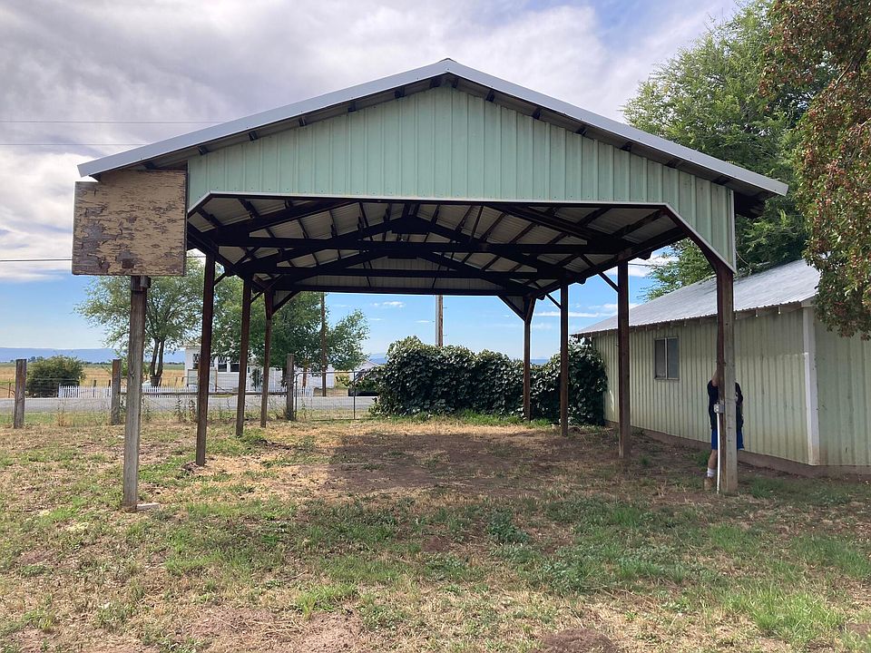 209 Main St, Lookout, CA 96054 Zillow