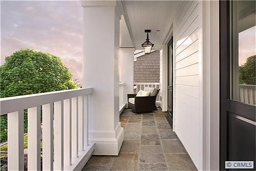 3rd image of 2461 Bayshore Dr