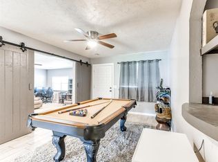1020 W Main St, Moore, OK 73160
