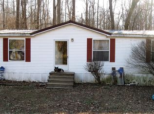 339 Bassett Rd, Elizabethtown, IL 62931