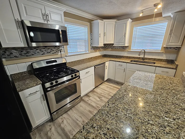 204 Brandywine Rd #A — Photo 2