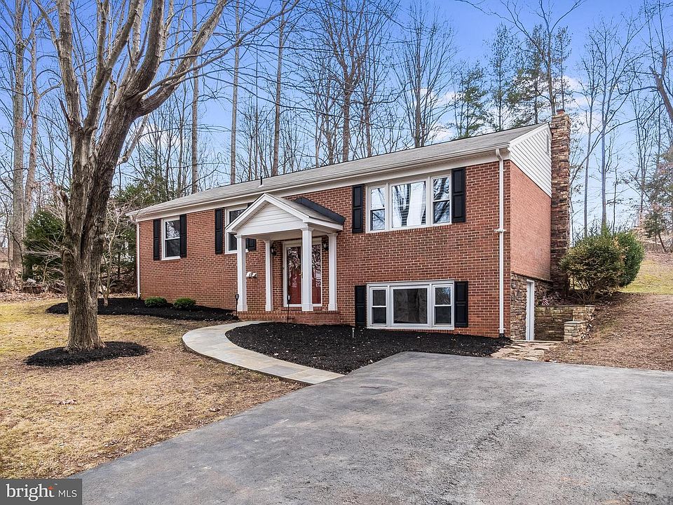 1st image of 5213 Beverly Ct