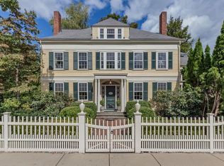 12 Valentine St, Newton, MA 02465