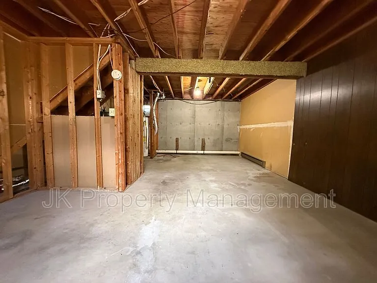919 1st Ave SW #2 — Photo 28