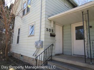 305 N Locust St, Appleton, WI 54914