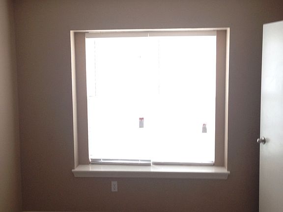 459759_DINING_11172014