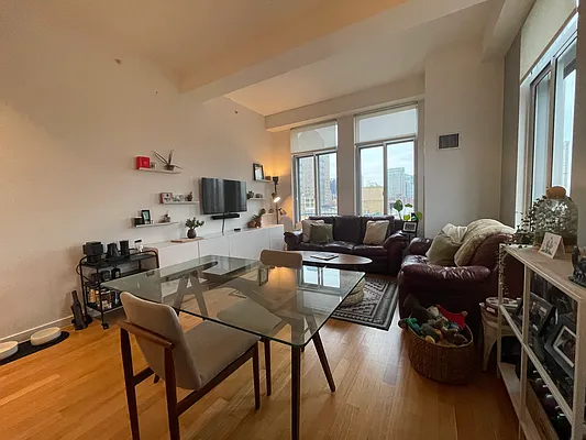 Rented by Owner | media 16