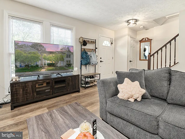 2139 Commissary Cir — Photo 10