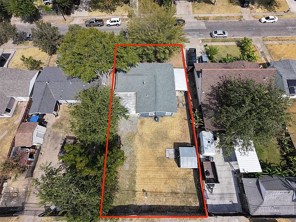 4th image of 2720 Blyth Dr