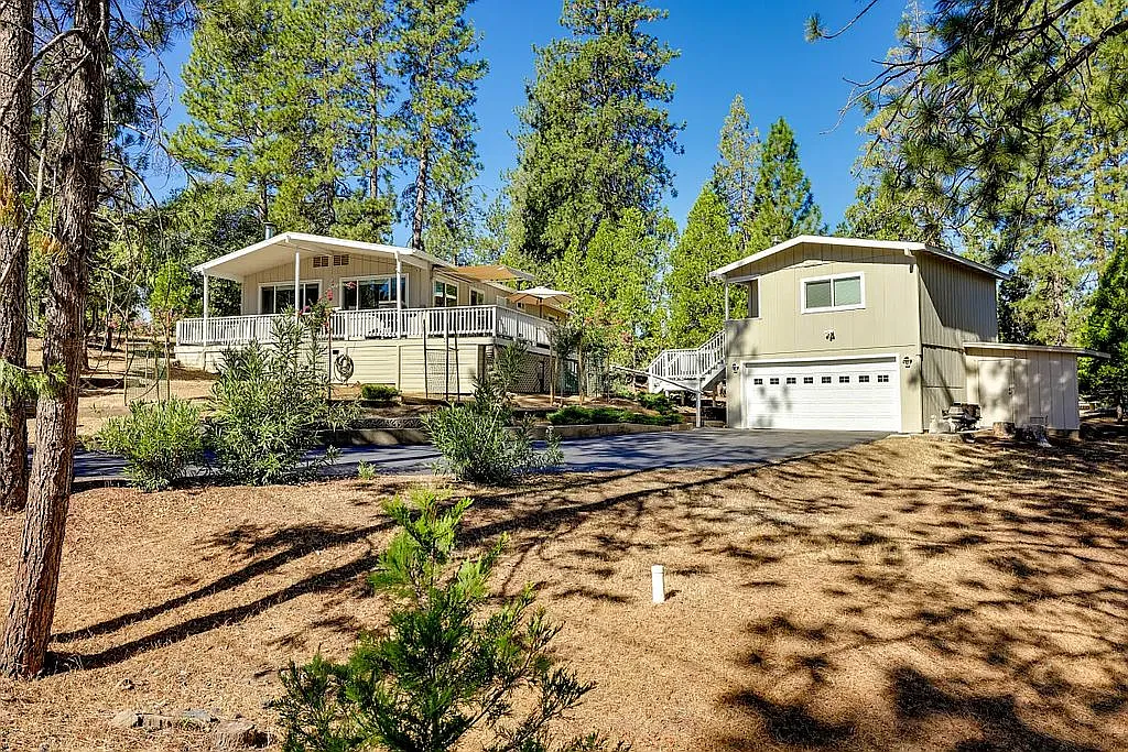 12028 Breckenridge Rd photo 1