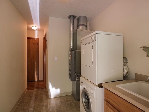 Utility/mud room