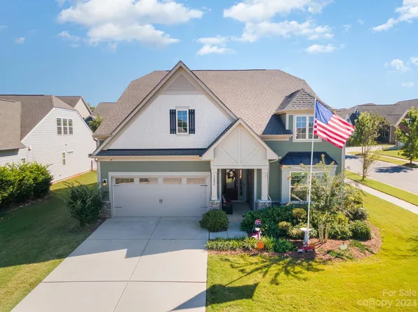 5006 Warbler Way, Lake Wylie, SC 29710