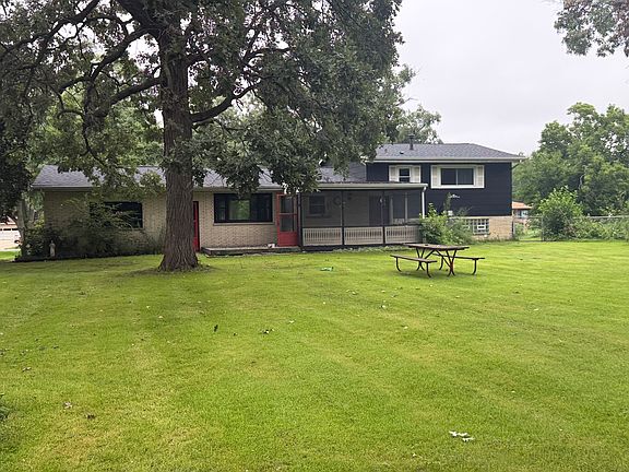4th image of 12838 Artesian St