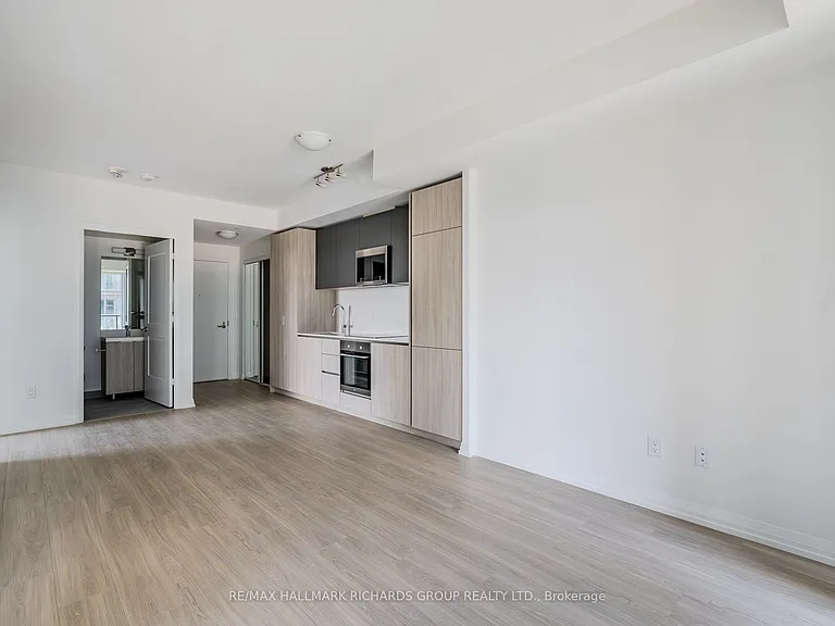 28 Widmer St #3023 — Photo 6