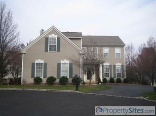 33 Honeyman Rd, Basking Ridge, NJ 07920