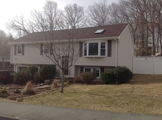 27 N Glenway Ave, Randolph, MA 02368
