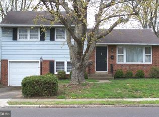 27 Church Rd, Telford, PA 18969