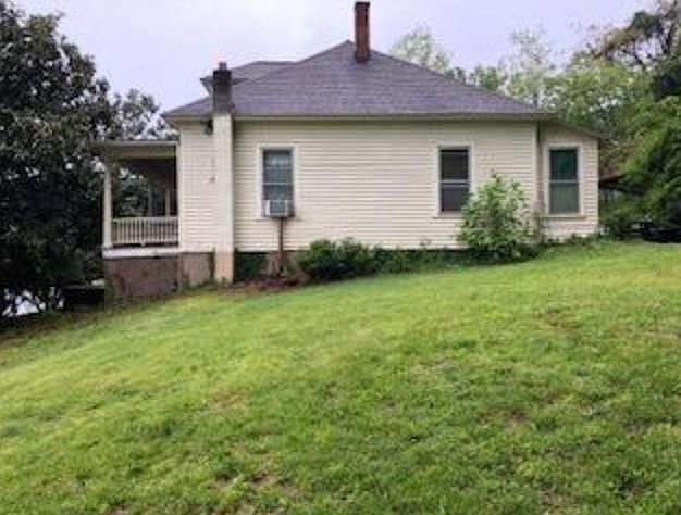 1st image of 102 Buena Vista Ave