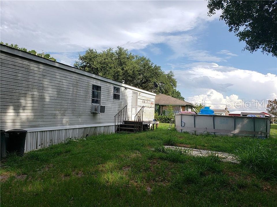2nd image of 3433 Fruitville Estate Ave SW