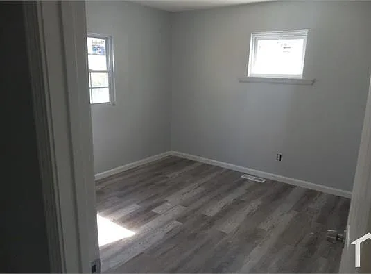 3 bed, 884 sqft, $1,500 — Photo 3