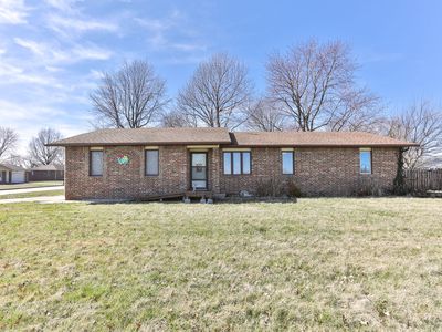2205 W South St, Bolivar, MO, 65613