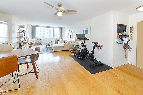 1st image of 2025 Broadway APT 28B