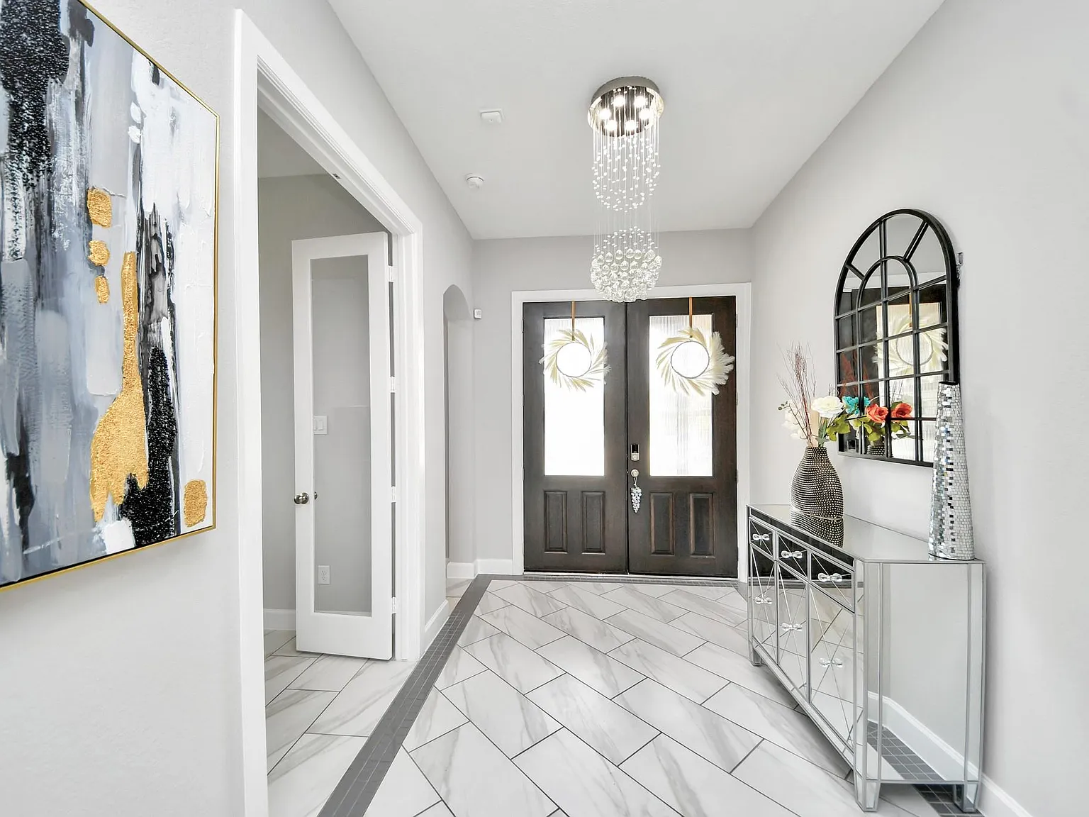4 bed, 3.0 bath, 3195 sqft, $3,350 — Photo 3