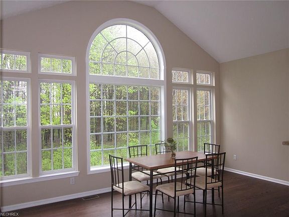 5th image of 2944 Trisch Cir