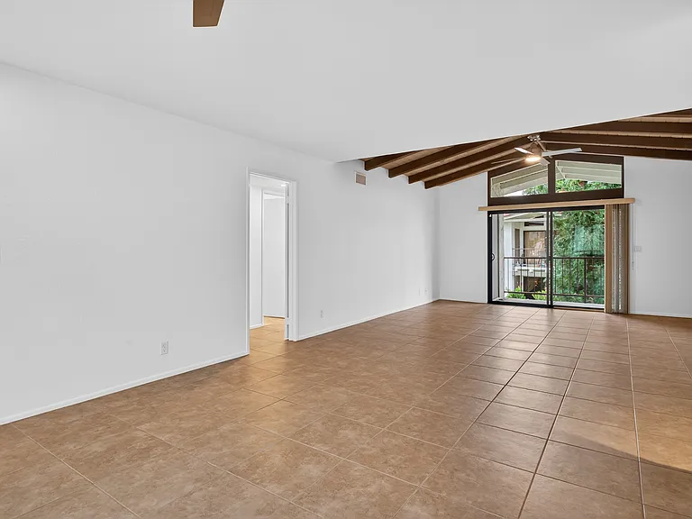 1050 E Ramon Rd #127 — Photo 5
