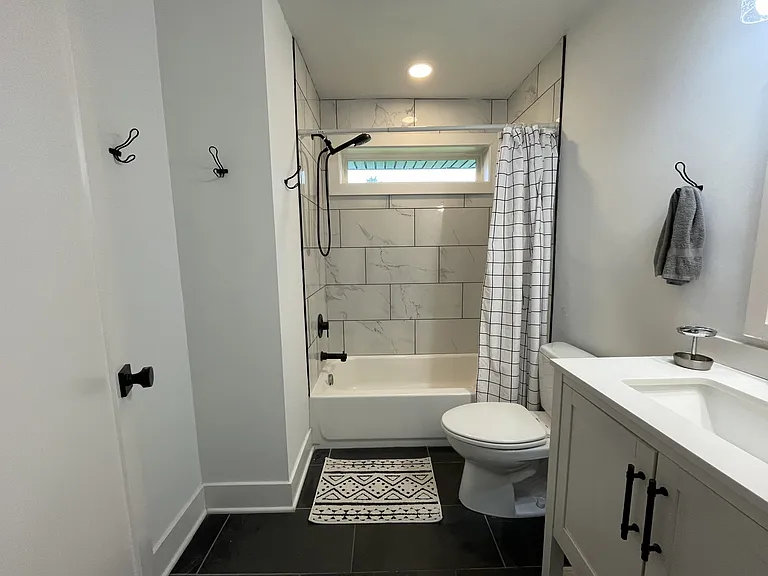 5912 Dublin St — Photo 5