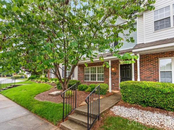 15411 Asterwind Ct, Charlotte, NC 28277