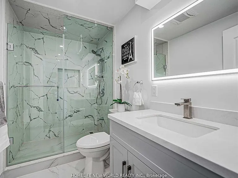 10 Earl Goodyear Rd #MAIN FLOOR — Photo 7