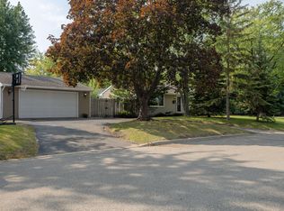 1115 W 80 1/2 St, Bloomington, MN 55420